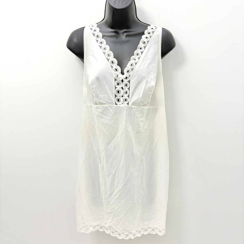 Vintage Full Slip Dress Eyelet Lace Trim V-Neck Cream White Small